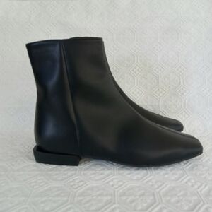 PAOLO Womens Black Low Heel Square Toe Ankle Boot Size 4M